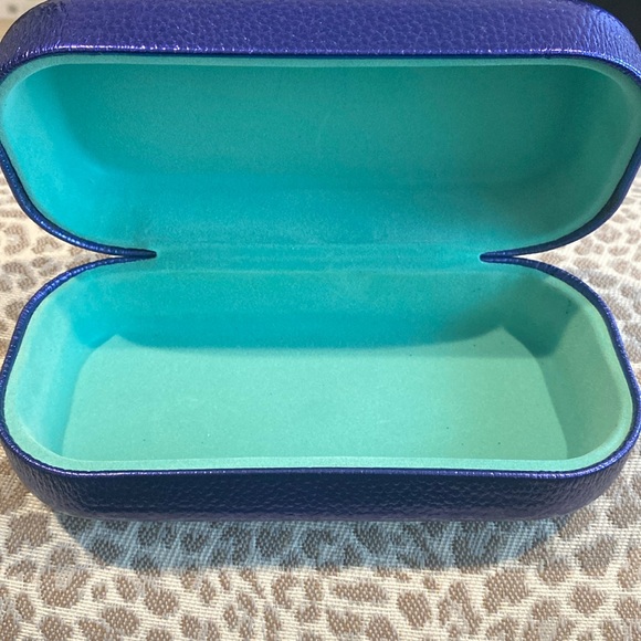 💜🕶️Kurt Geiger Sunglass case💜 - Picture 3 of 8